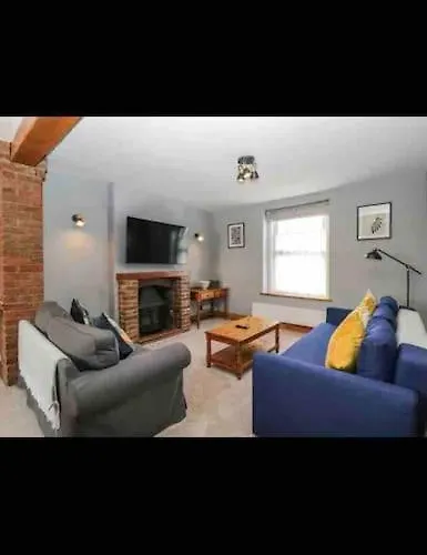 Whole House In Wiltshire