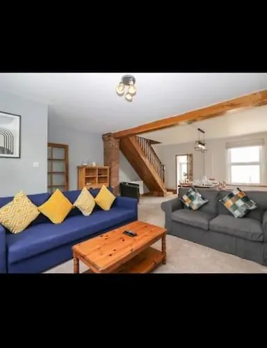 Whole House In Wiltshire