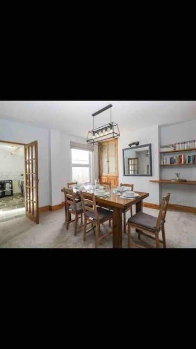Whole House In Wiltshire Holiday home Chippenham (Wiltshire)